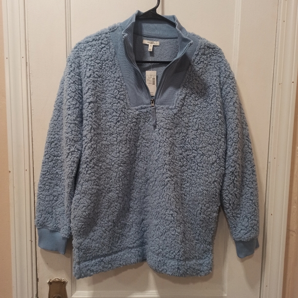 NWT Maurices women's Teddy Sherpa Sweatshirt. Size small - Picture 1 of 15